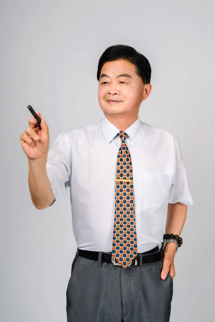 黃連池老師